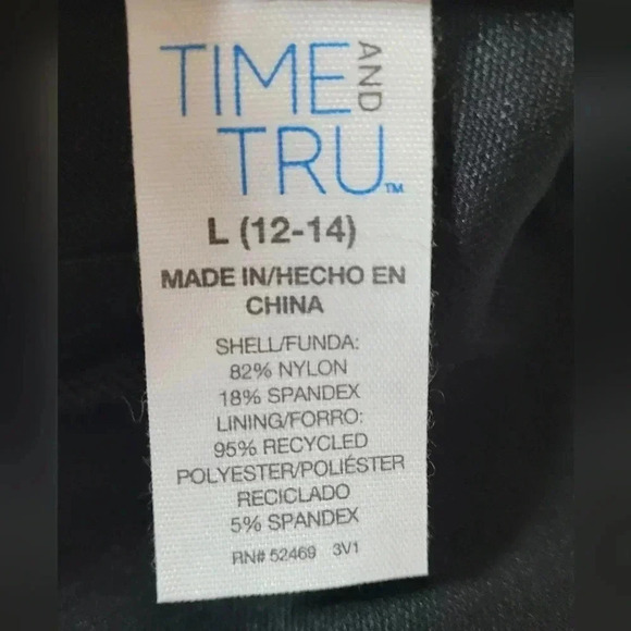 TIME AND TRU Women's Plus Size Keyhole Bikini Top Only. (New) - Picture 7 of 8